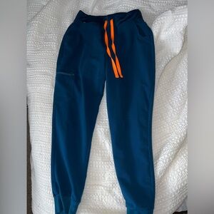 Zamora figs deep reef